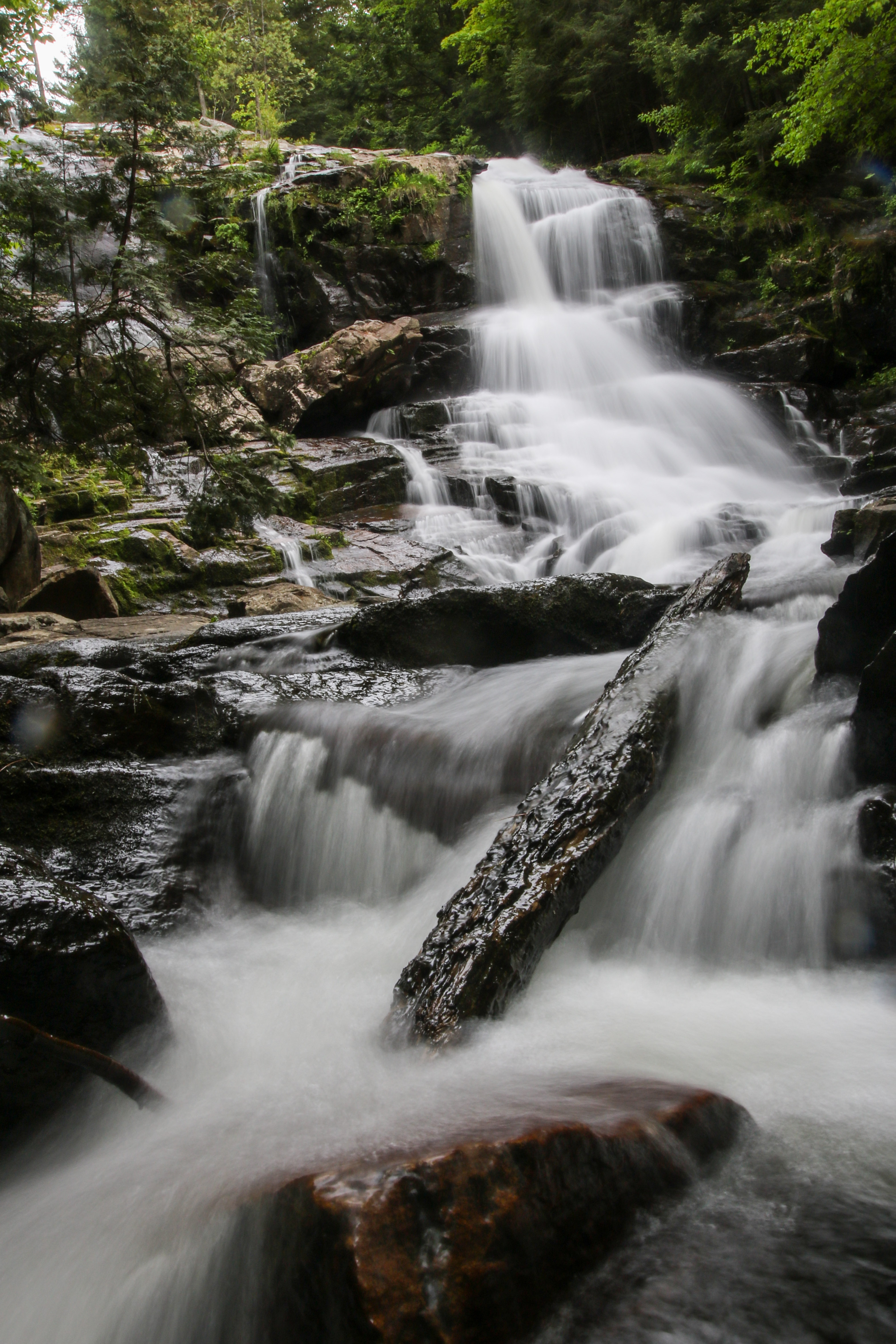 Shelving Rock Falls