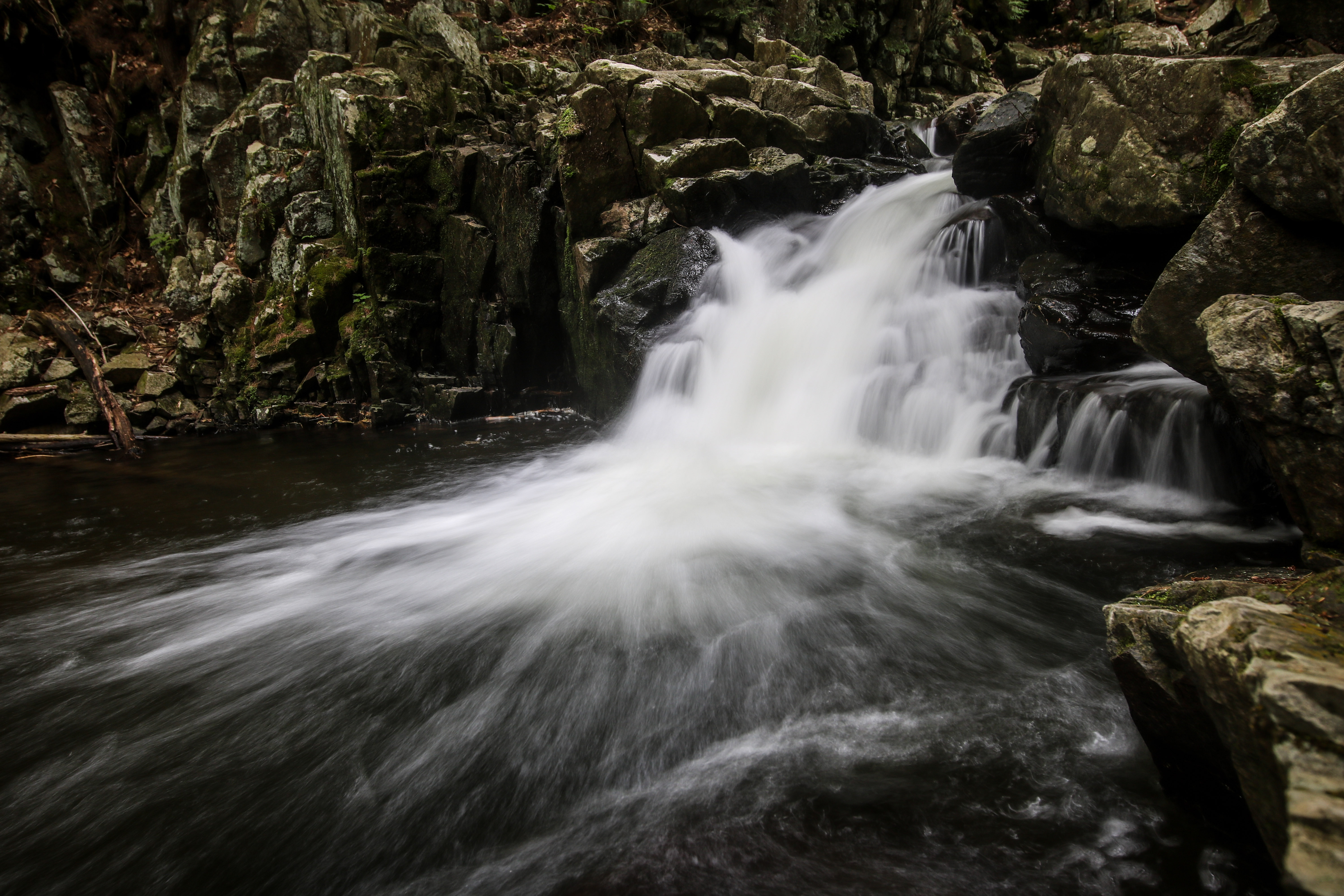 Shelving Rock Falls