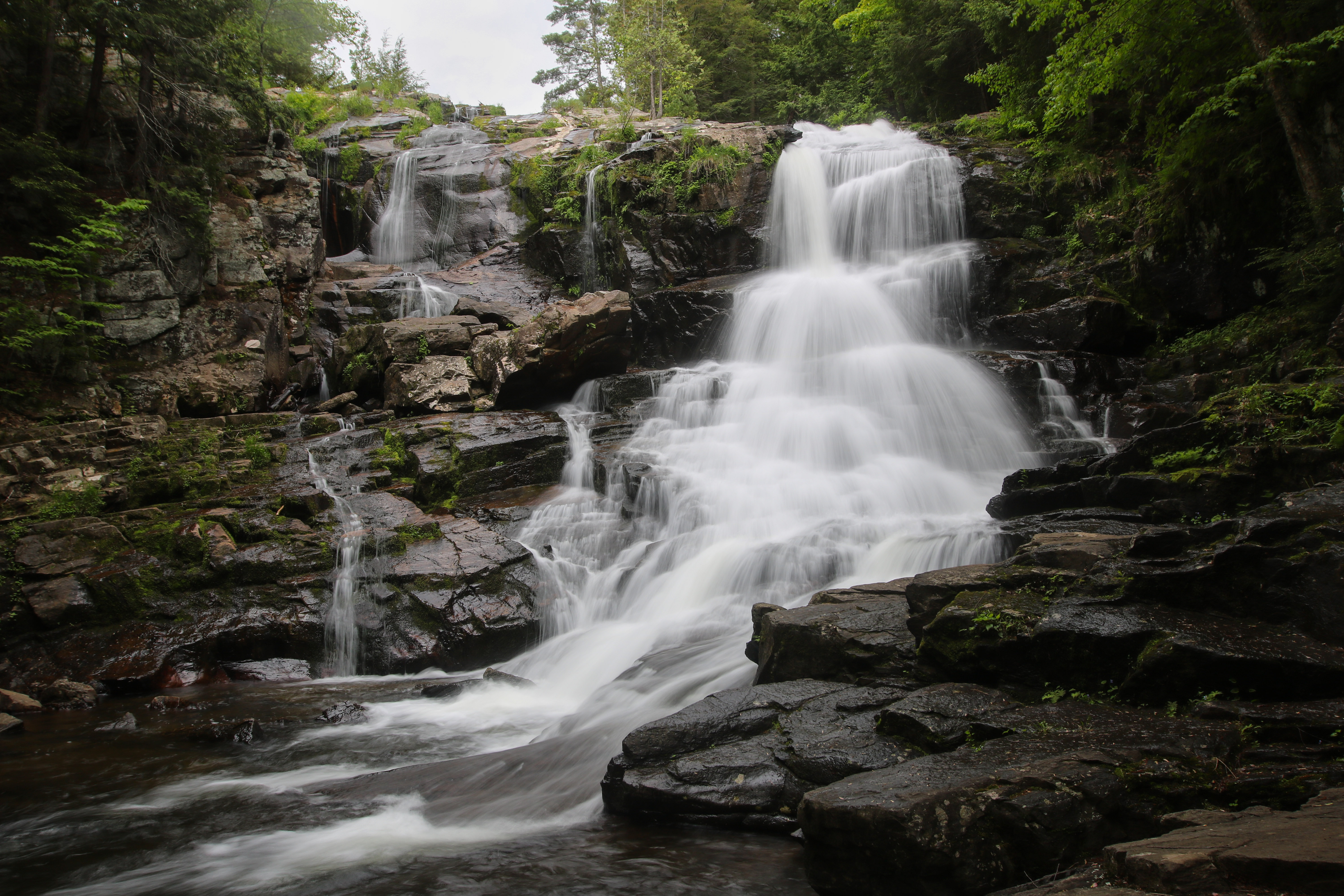 Shelving Rock Falls