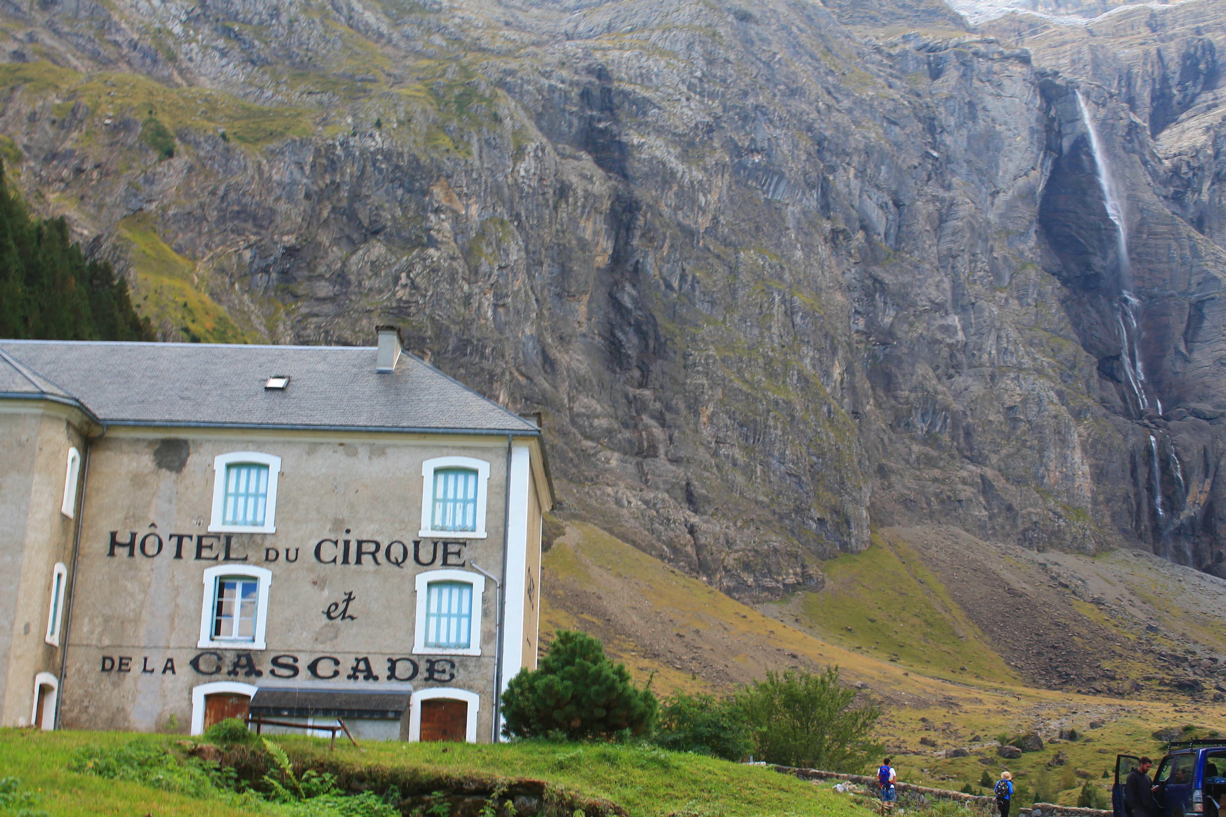 Hike Cirque de Gavarnie