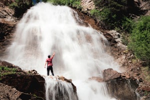 Hike from Stanley Lake to Bridal Veil Falls