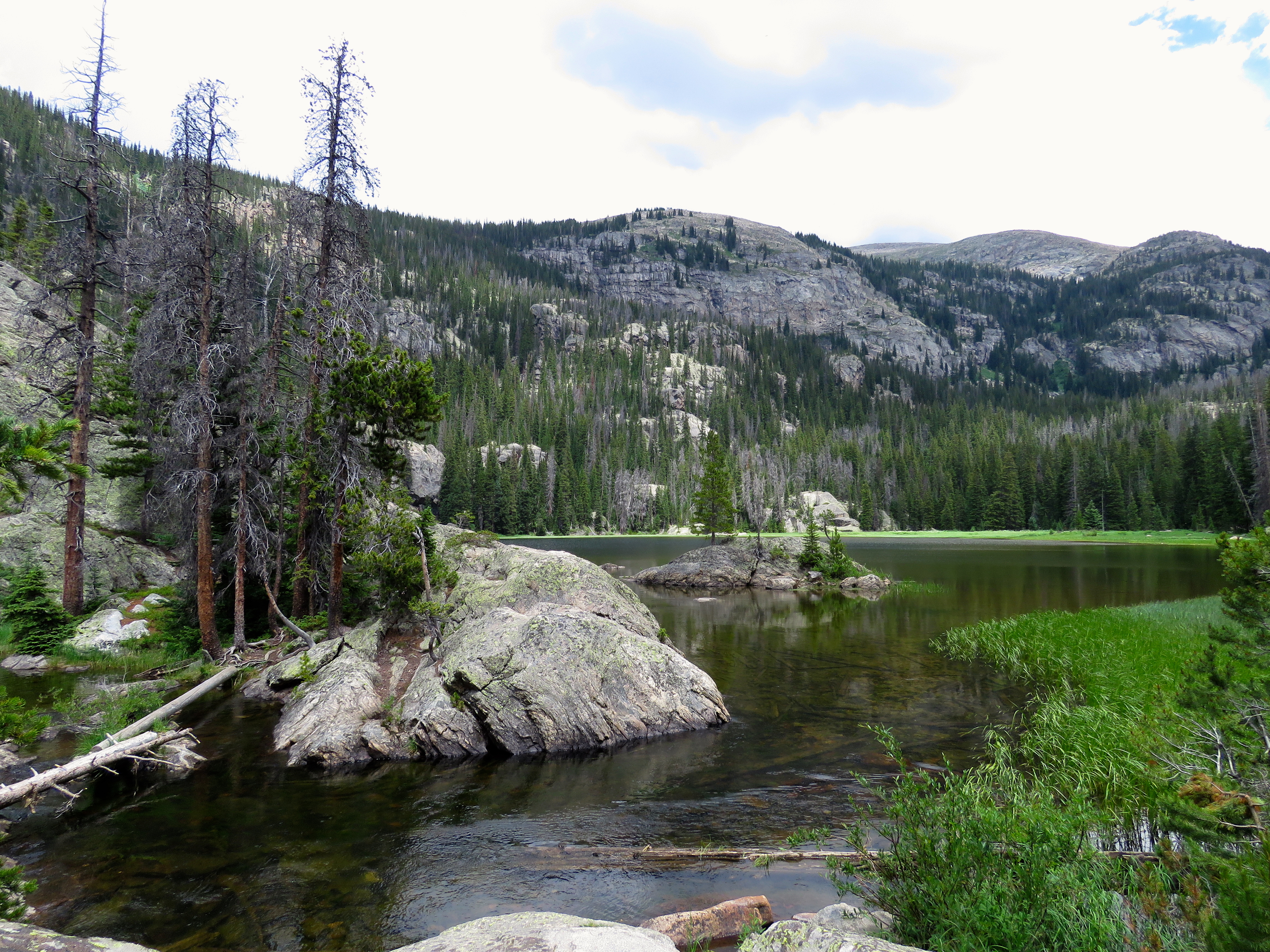 Hike to Lone Pine Lake (Grand Lake, CO)