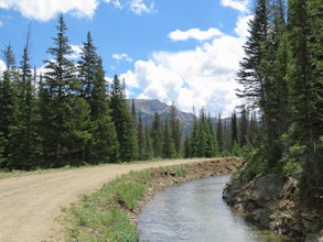 Hike the Colorado River Trailhead Loop