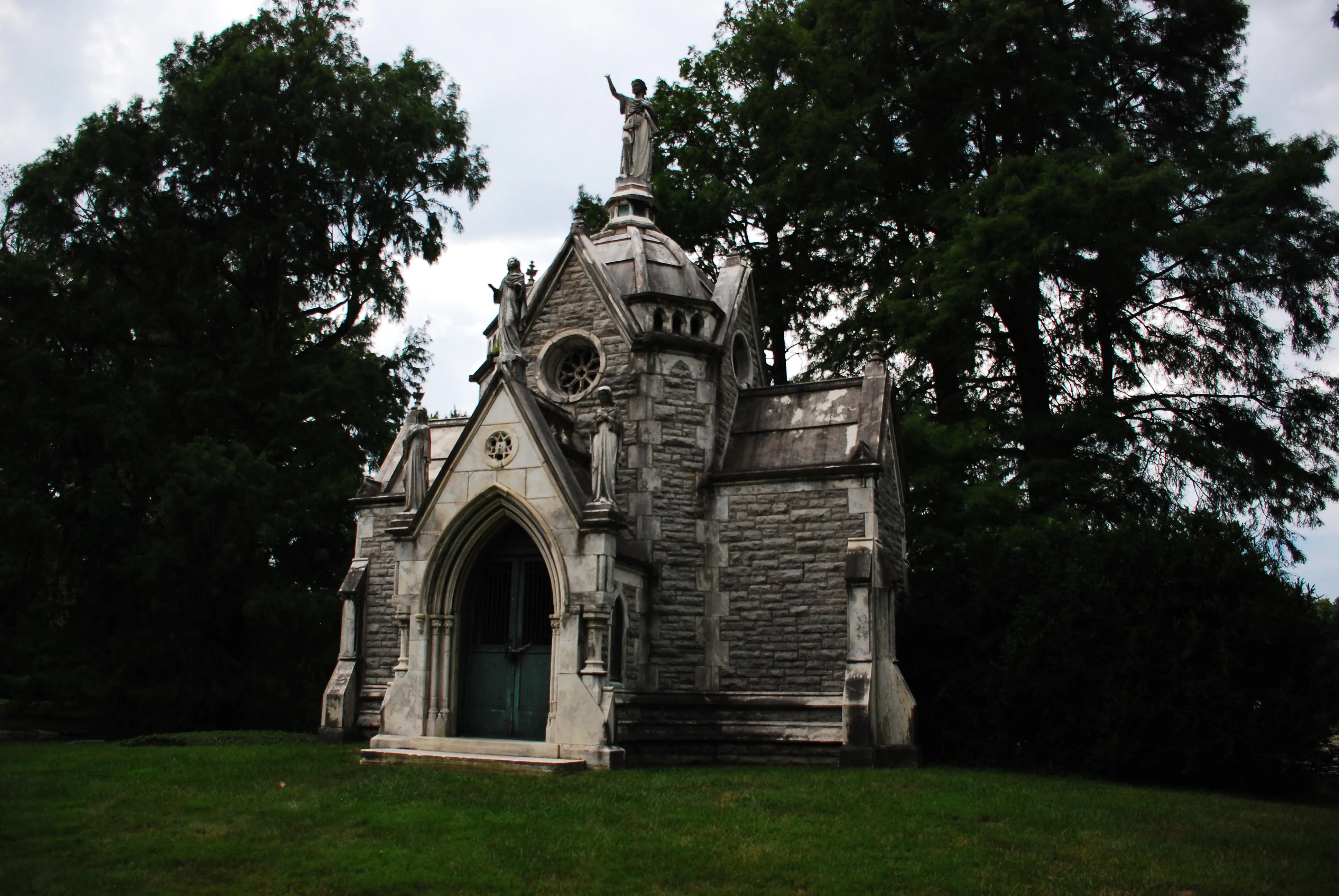 Visit Spring Grove Cemetery