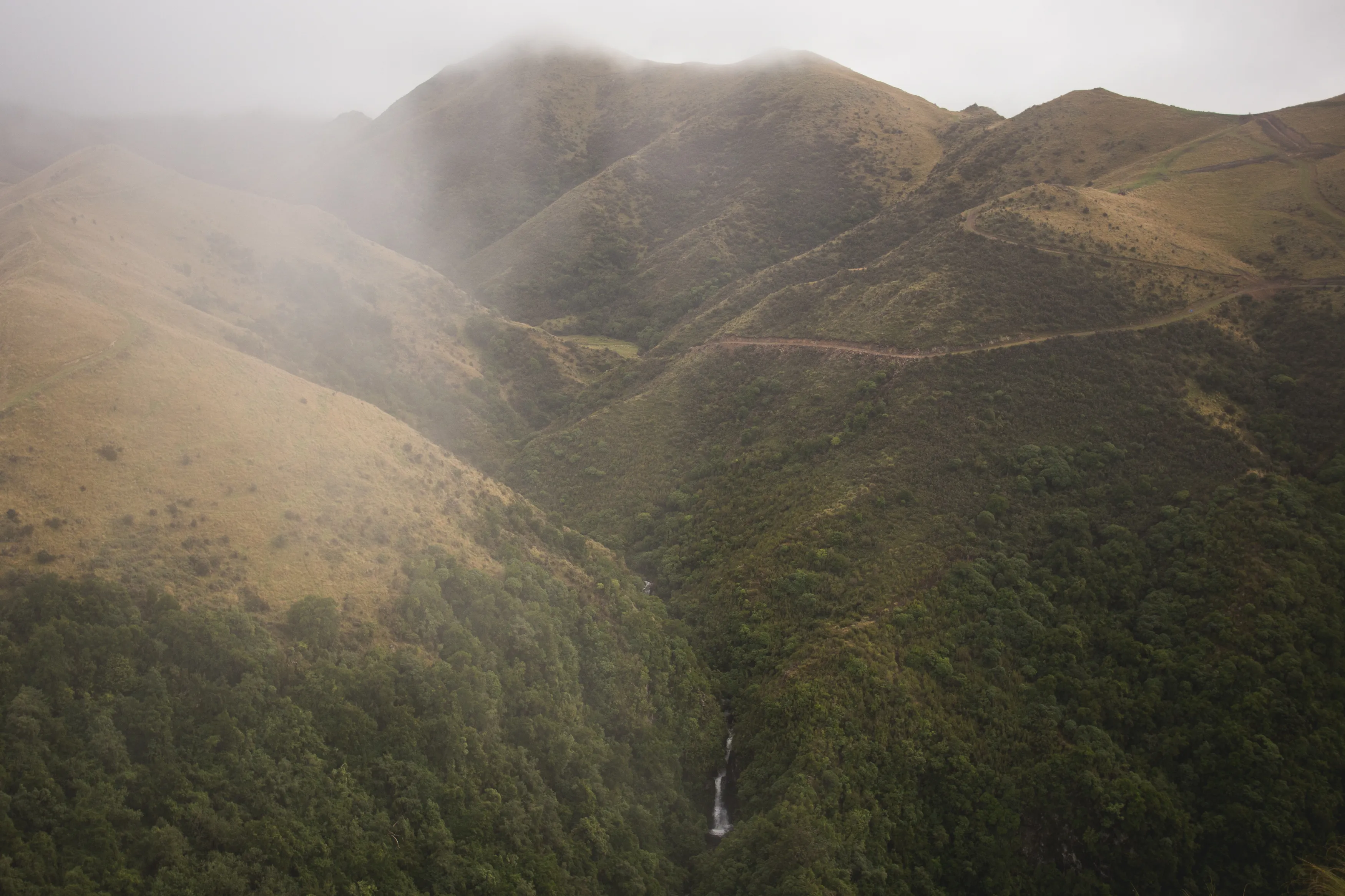Rappel the Kaumira Canyon