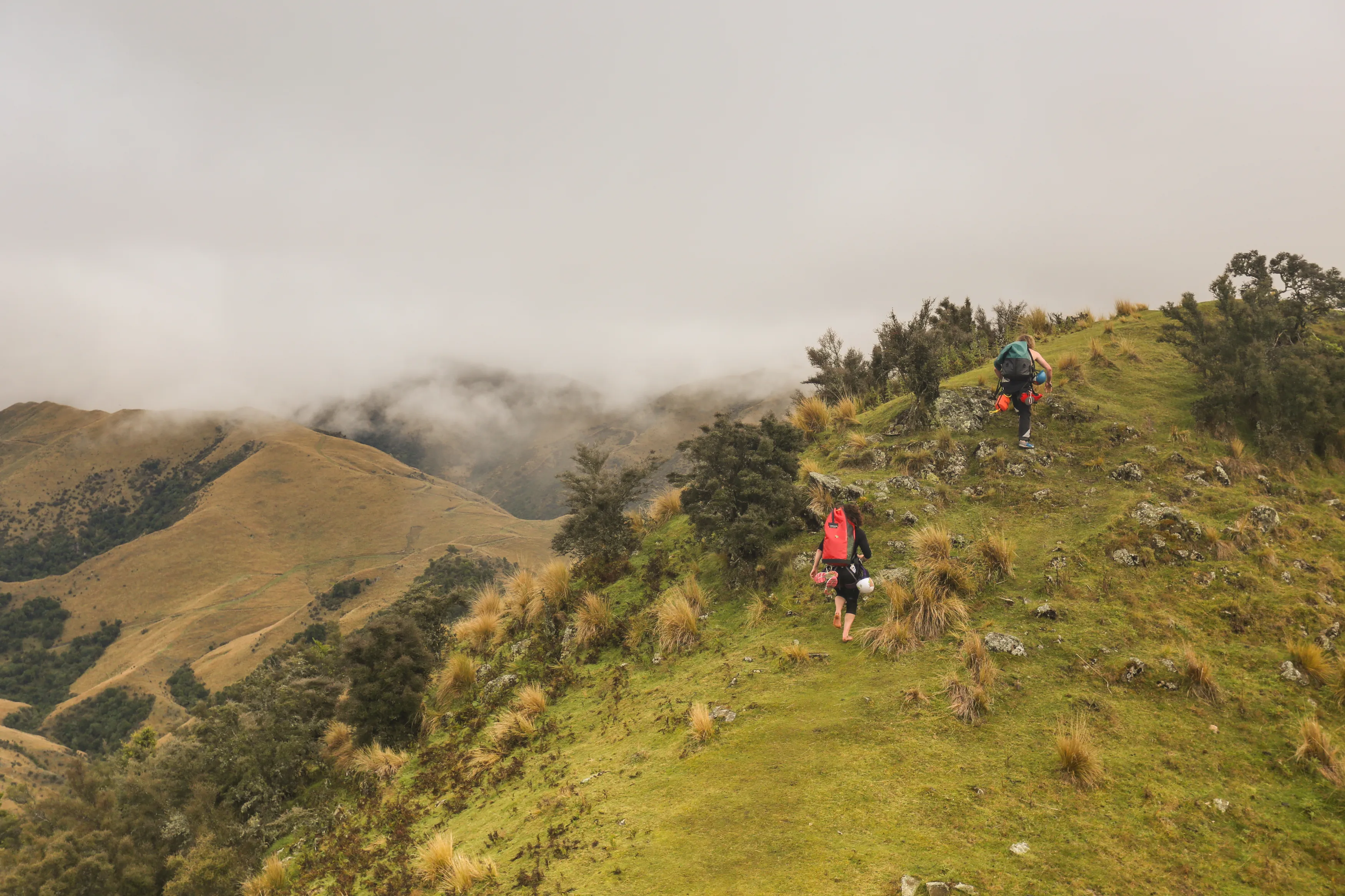 Rappel the Kaumira Canyon