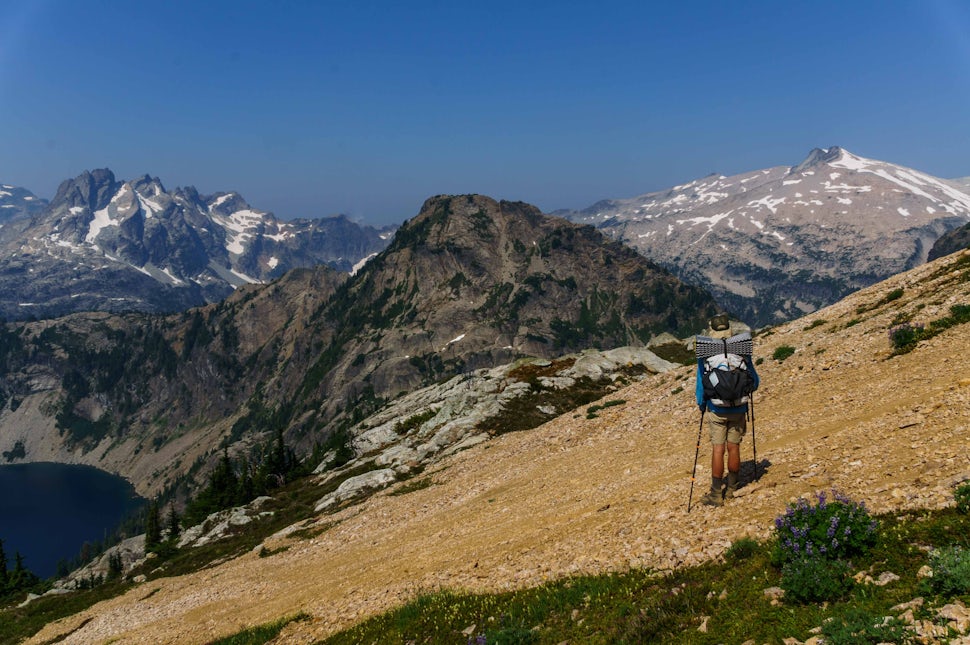 Off trail outlet hiking