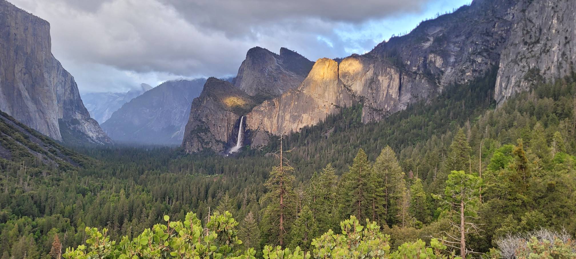 Photograph Yosemite's Tunnel View