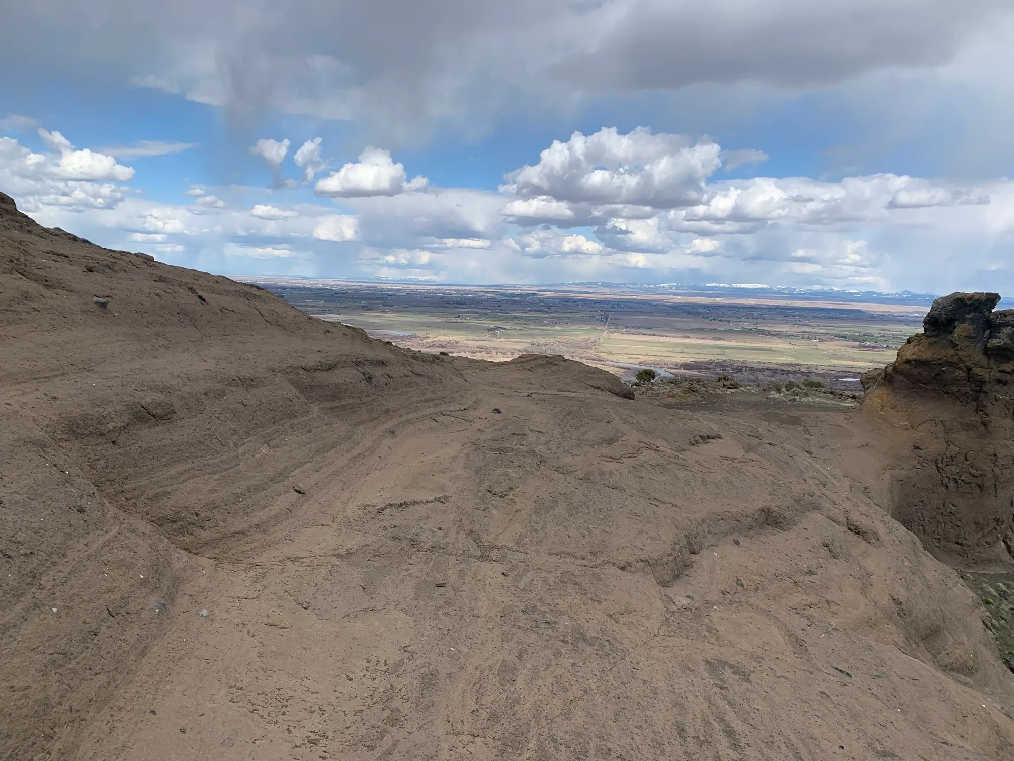"R" Mountain