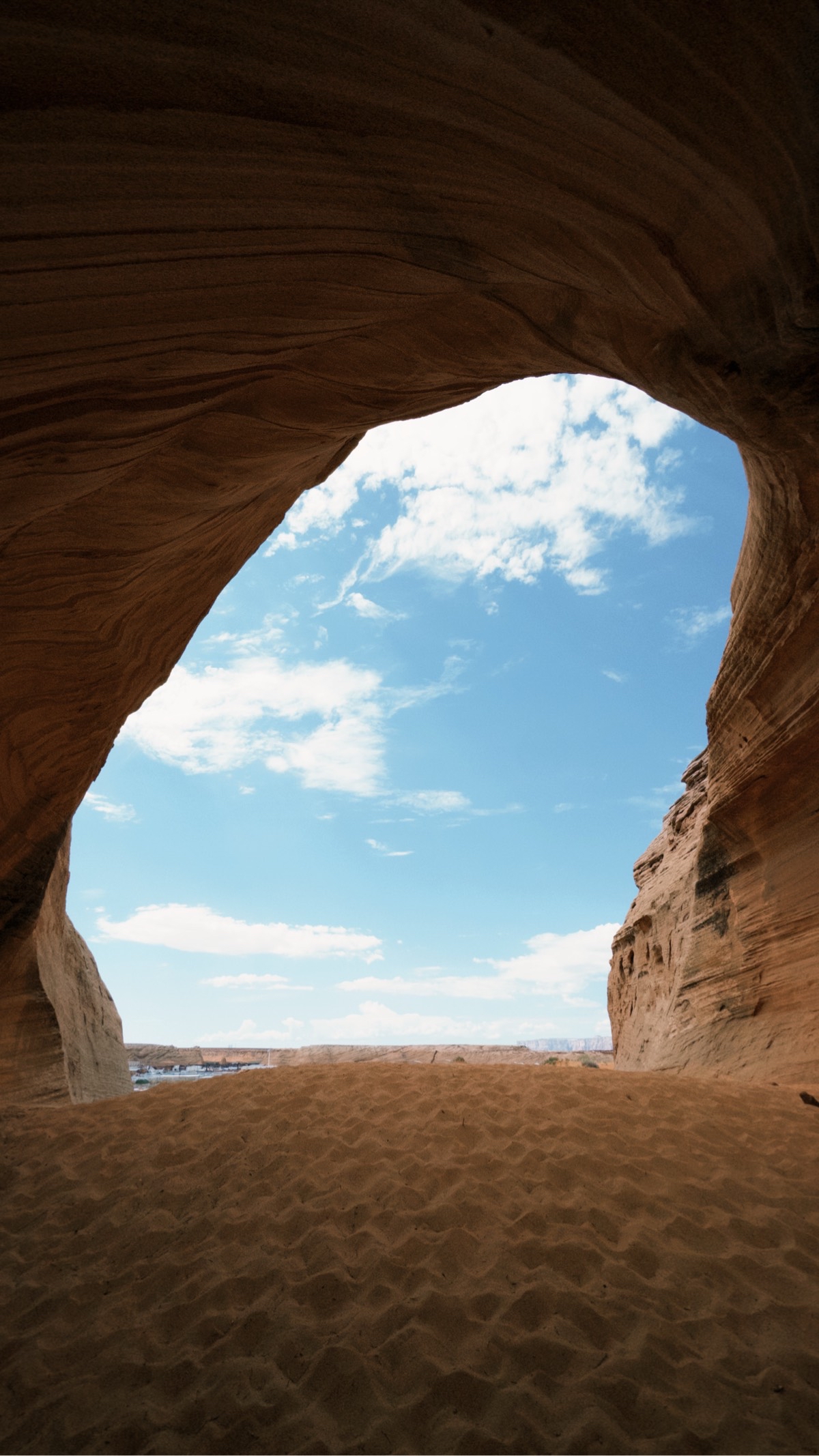 Big Lake Sand Cave 