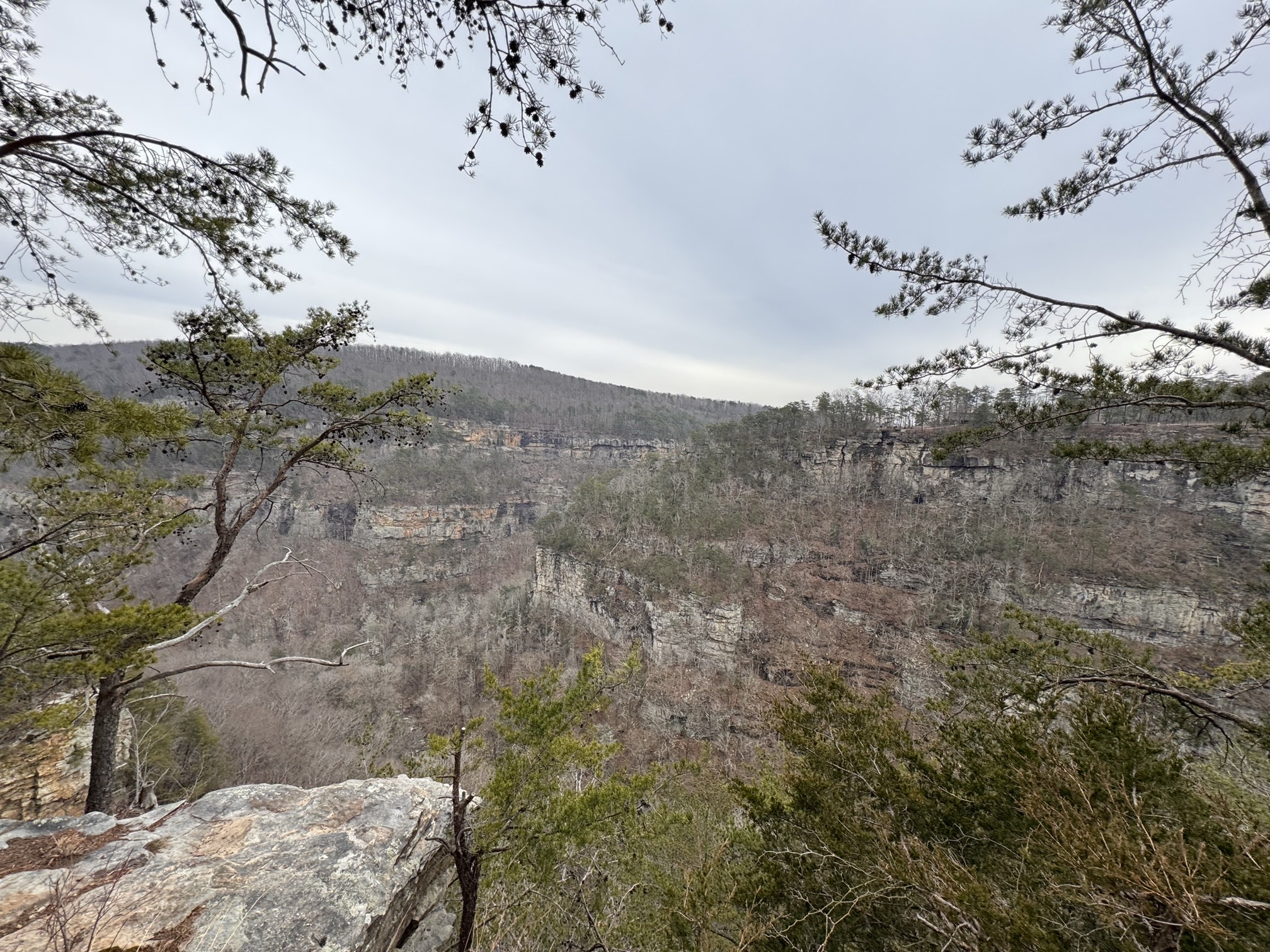 Hike the West Rim Trail to Cherokee Falls 