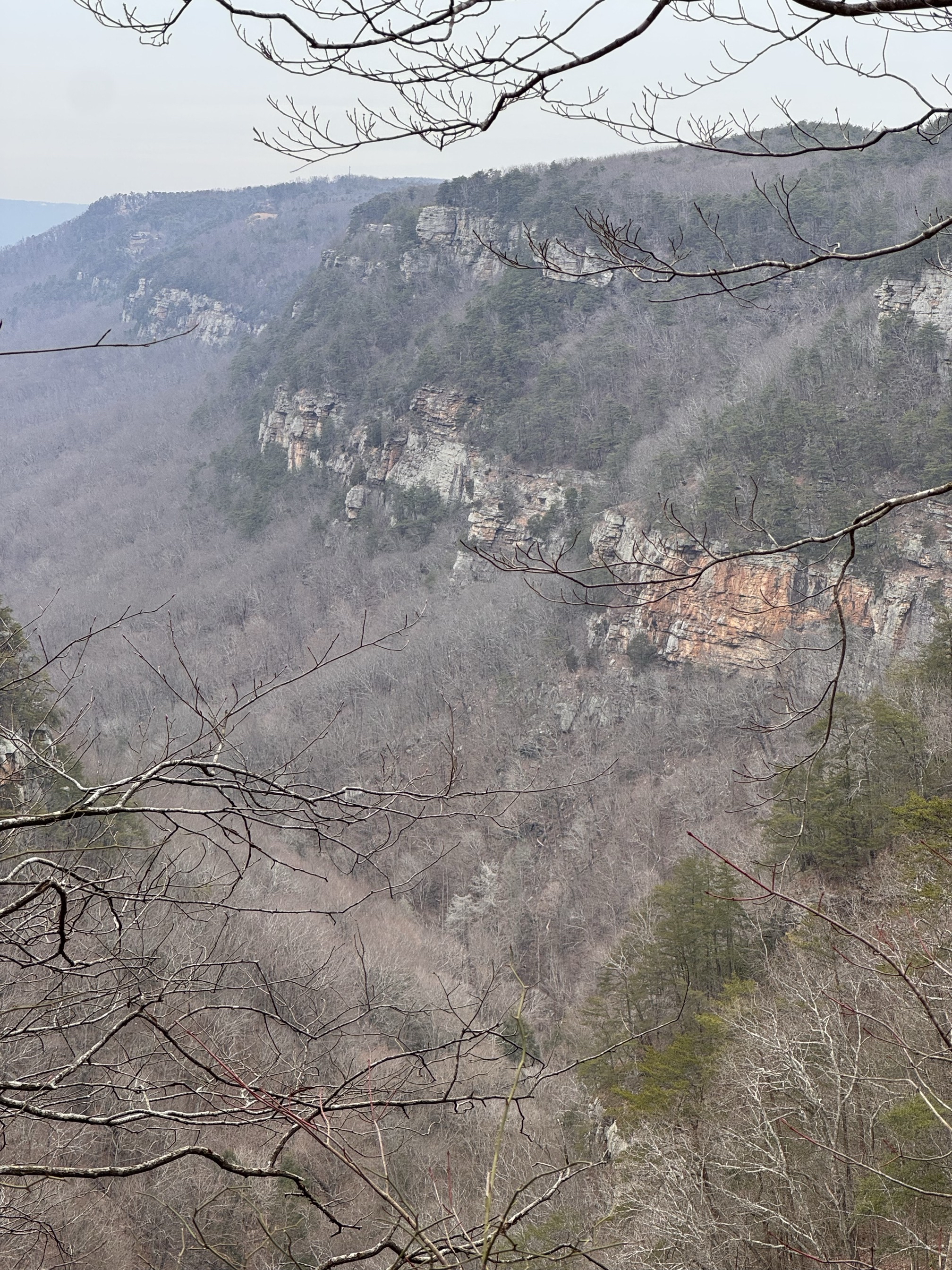 Hike the West Rim Trail to Cherokee Falls 