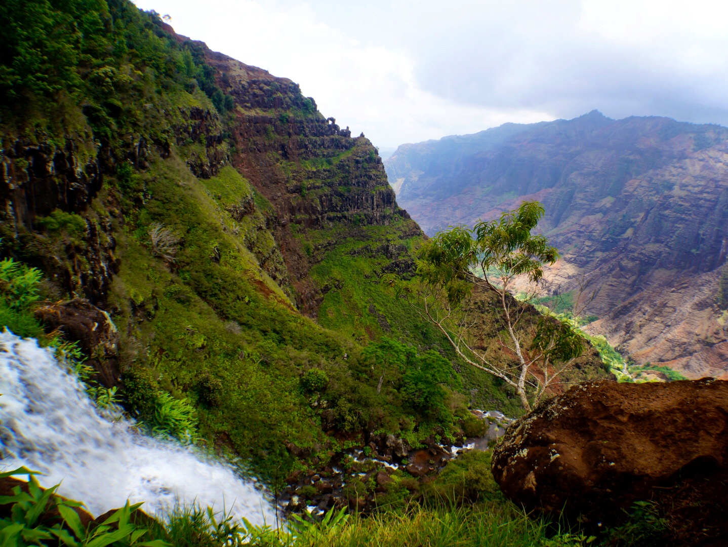 Waipo'o Falls