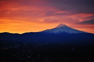 Catch the Sunrise from Rocky Butte