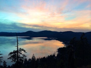 Quick Hike and Photo Op at Stateline