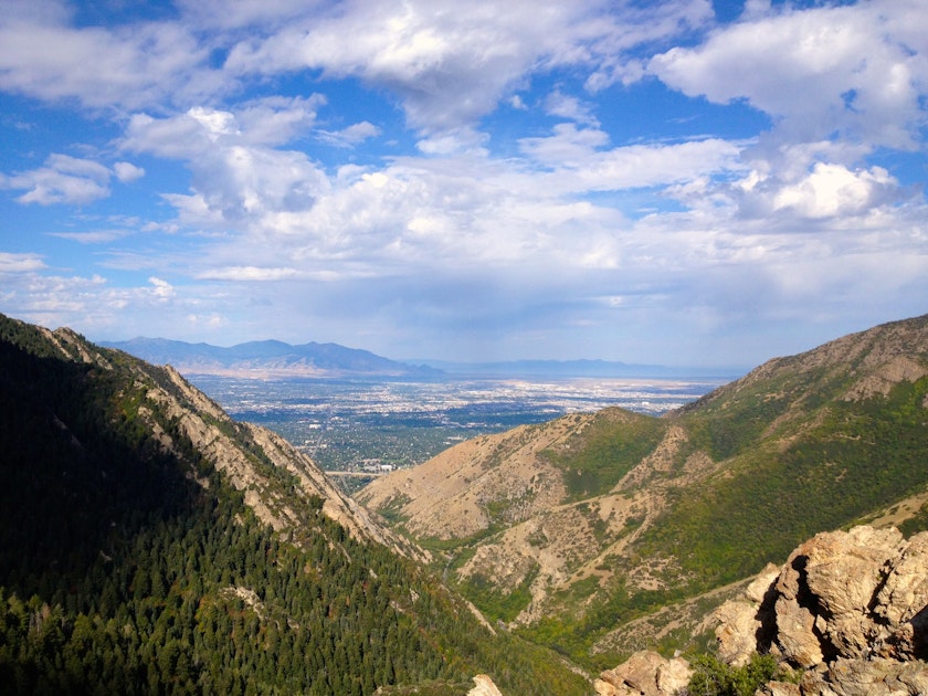 Hike to the Salt Lake Overlook , Utah