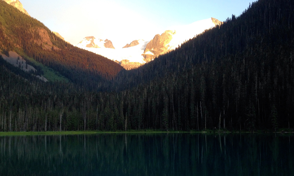 Joffre Lakes Trail