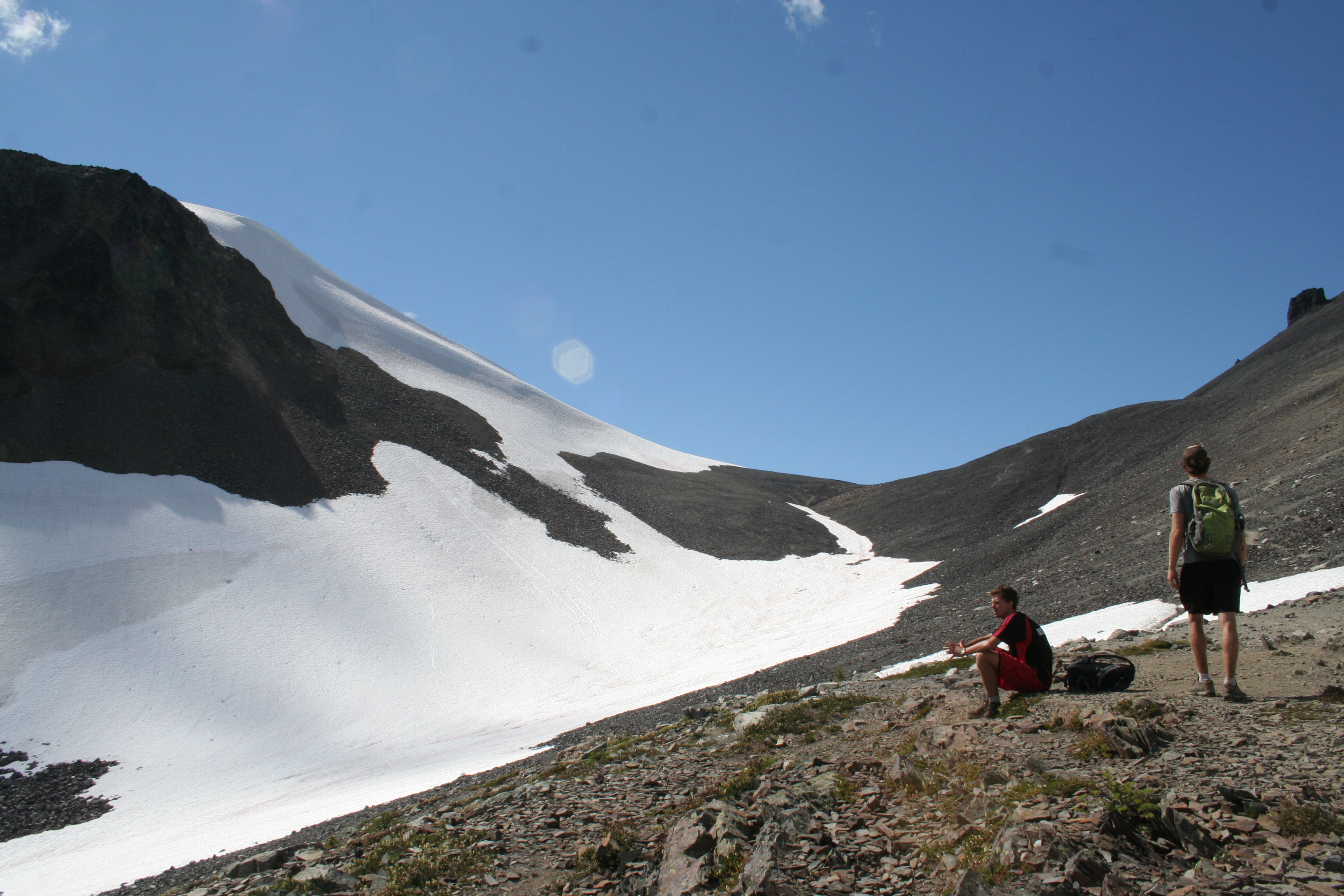 Summit Black Tusk in Garabaldi Provincial Park