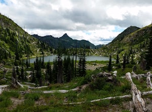 Backpack to Snow Lake by Mt. Whittier