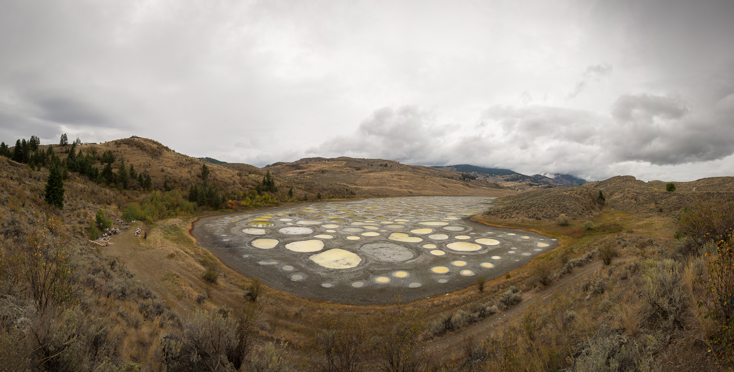 Photo Op At Spotted Lake Viewpoint Osoyoos British Columbia