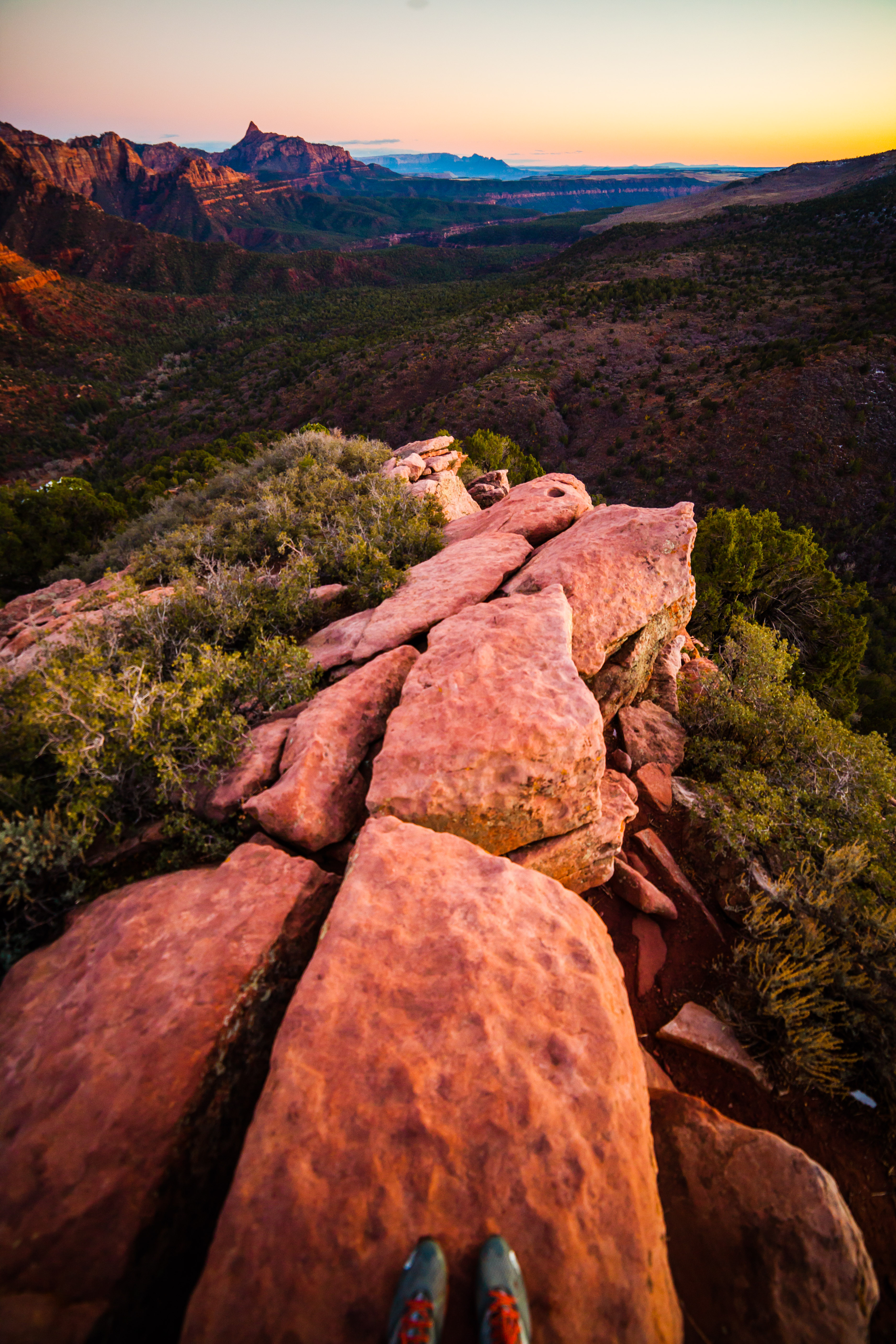Hike to the Timber Creek Overlook in Kolob Canyon