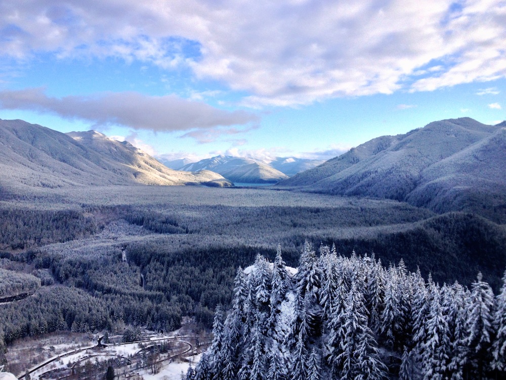 Snowy Hike to Rattlesnake Ledge , North Bend, Washington