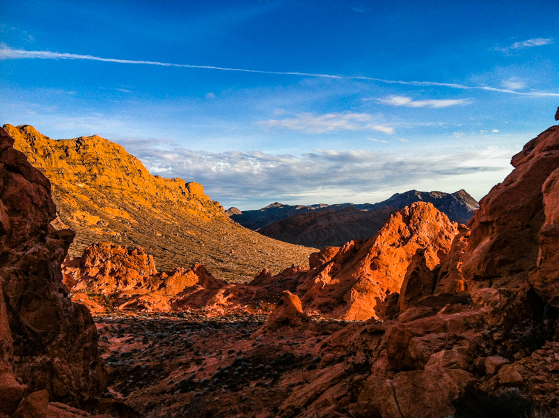 Hike the Pinnacle Loop in the Valley of Fire, Clark County ...
