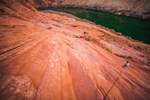 Hiking the Ropes Trail in Page Arizona