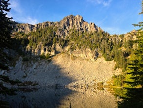 Hike to Eunice Lake in Mt. Rainier NP