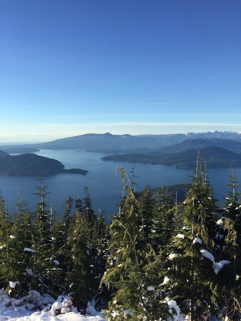 Hike to Eagles Bluff , Cypress Mountain