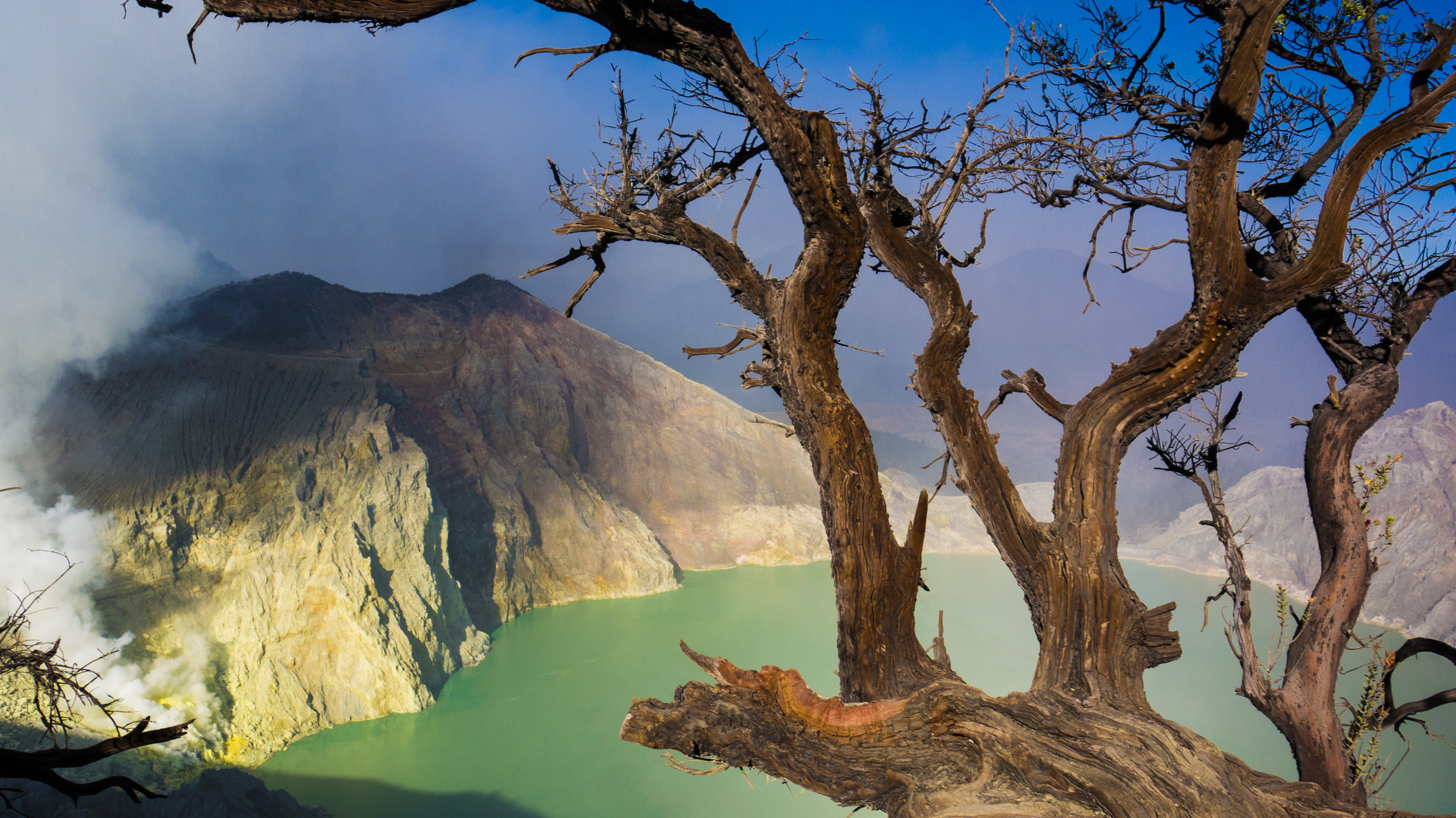 Hiking the Ijen Crater