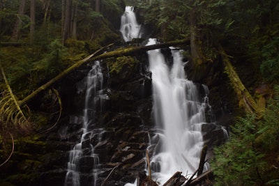 Hike to Rainier NP's Ranger Falls, Green Lake Trailhead