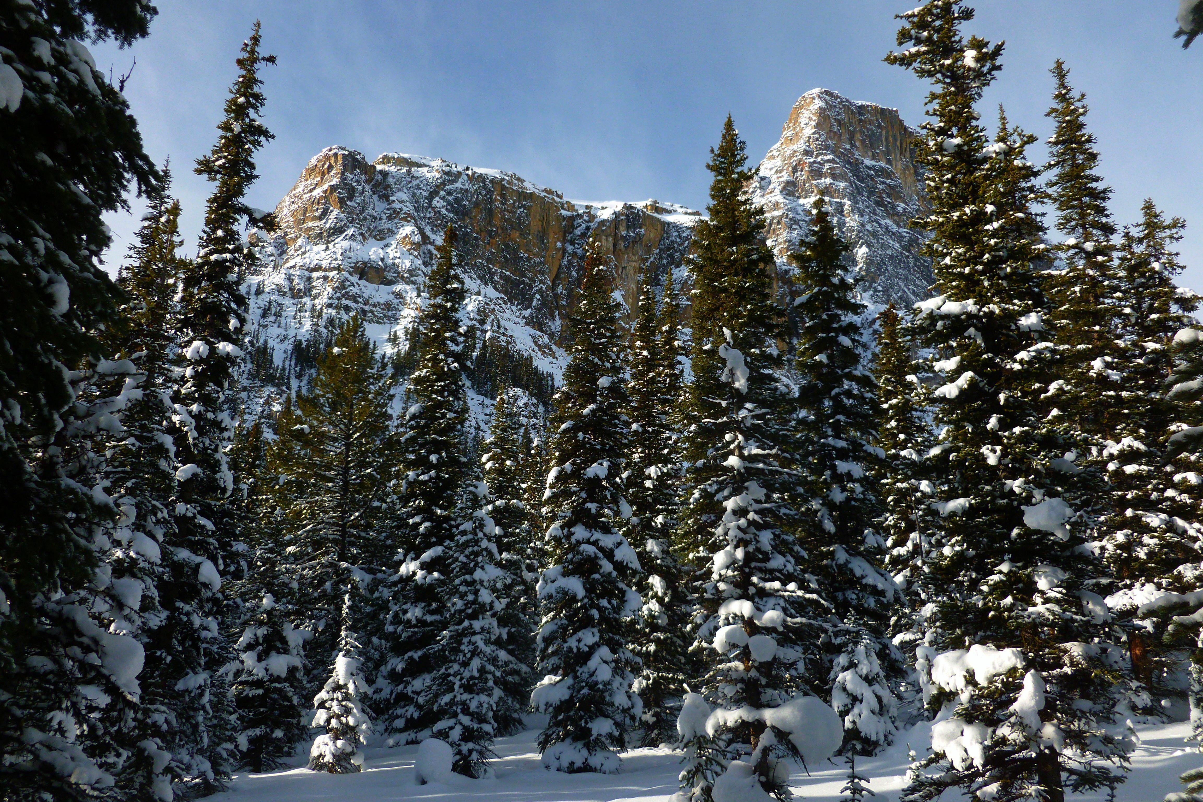 Snowshoe to Rockbound Lake
