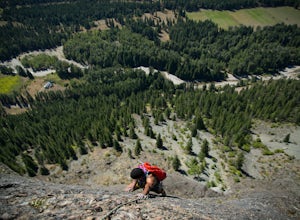 Mult-Pitch Climbing in the Methow Valley