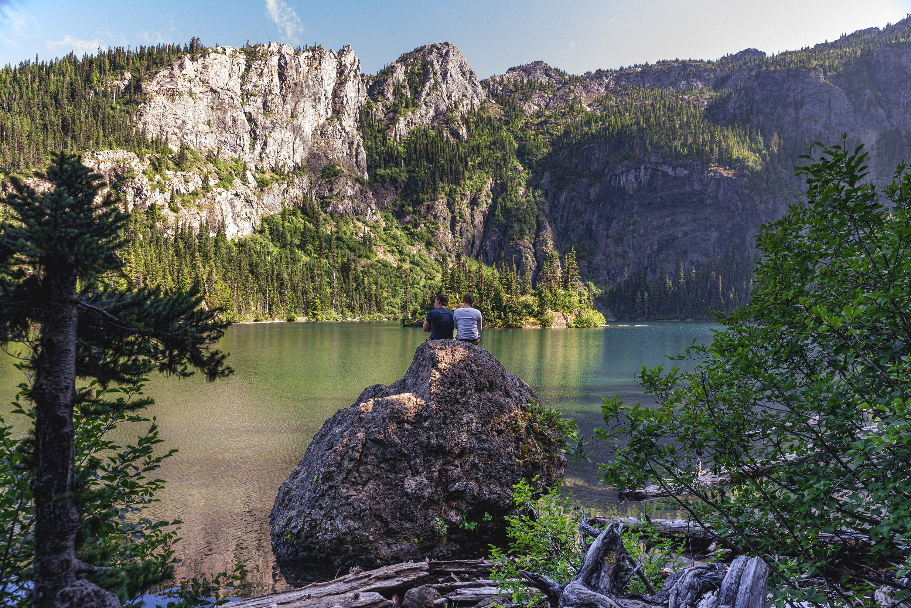Backpack to Lake Angeles