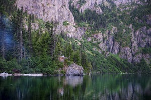 Backpack to Lake Angeles