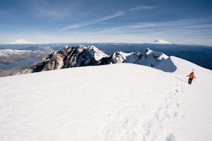 Summit Mount St. Helens via Worm Flows