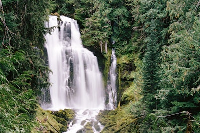 Hike to Linton Falls, Oregon