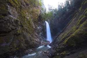 Bike to Wells Creek Falls