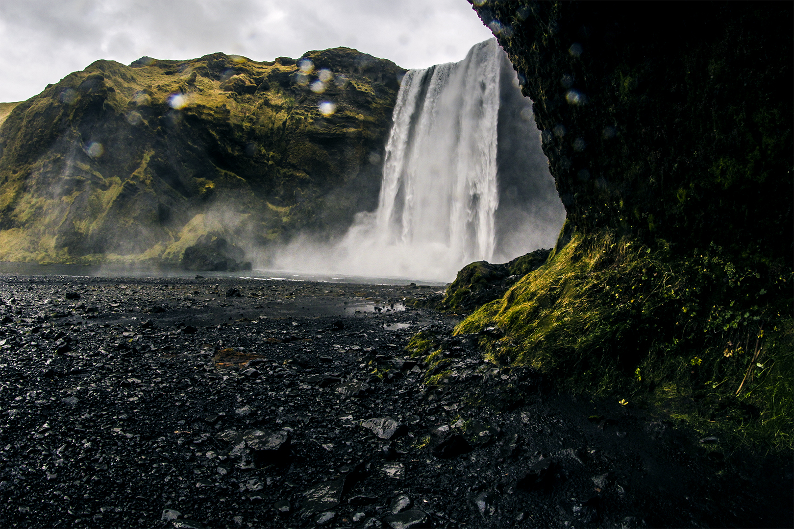 Photograph the Waterfalls of Iceland