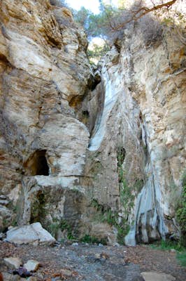 Hiking to Blackstar Canyon Waterfall