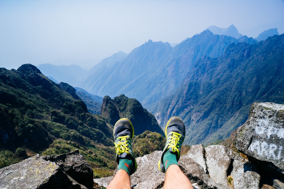 Hike Vietnam's Highest Mountain in 1 Day Mt. Fansipan, QL 4D, Lào Cai