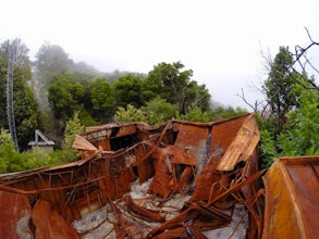 Hike to Big Sur's Tin House