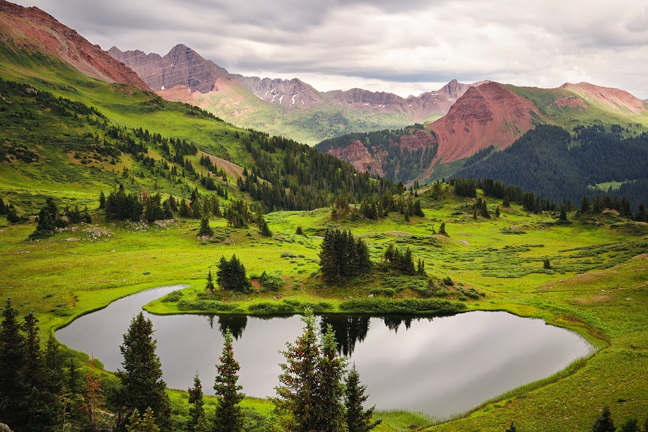 Backpack the Four Pass Loop in the Maroon Bells Maroon 