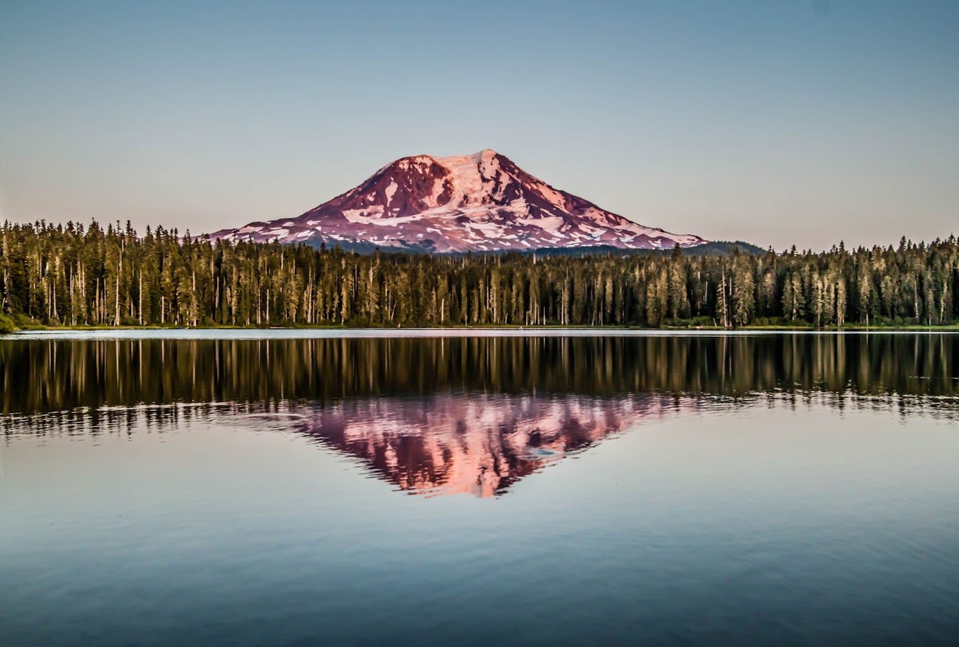 Explore 25 Gorgeous Lakes in Washington