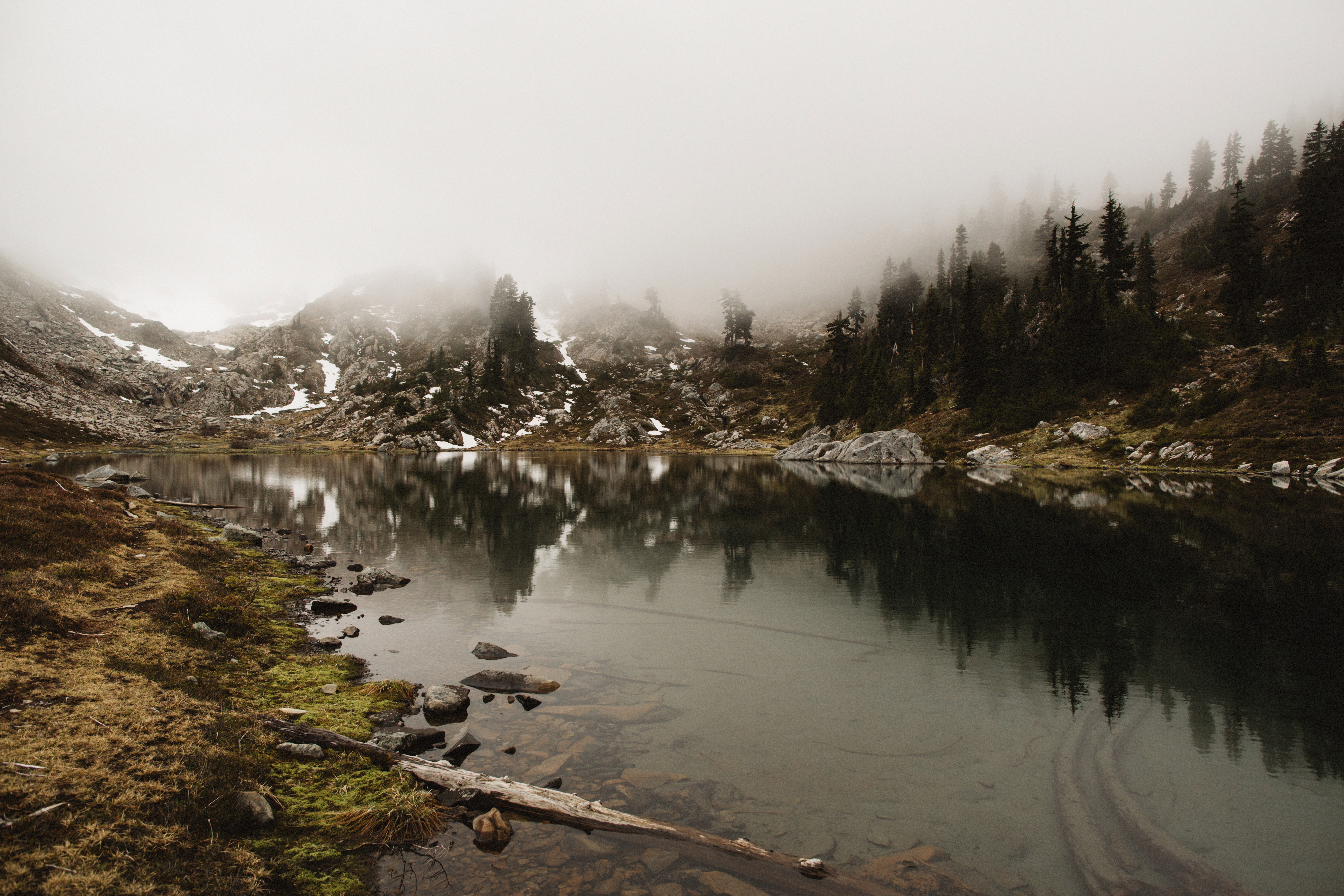 Hike to Lake of the Angels
