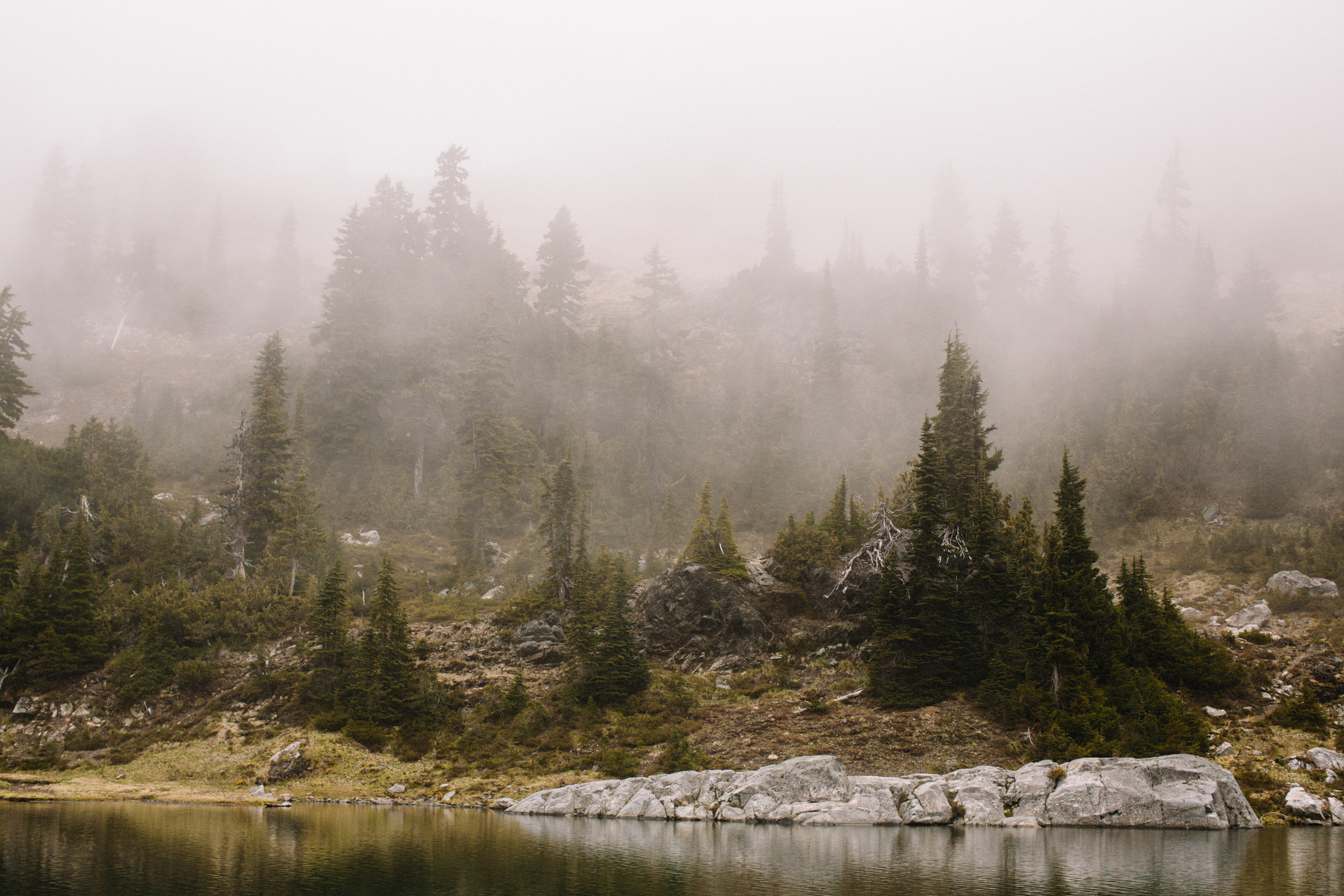 Hike to Lake of the Angels