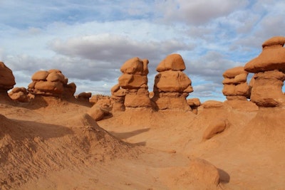 Hike to Goblin's Lair and Carmel Canyon, Goblin Valley State Park