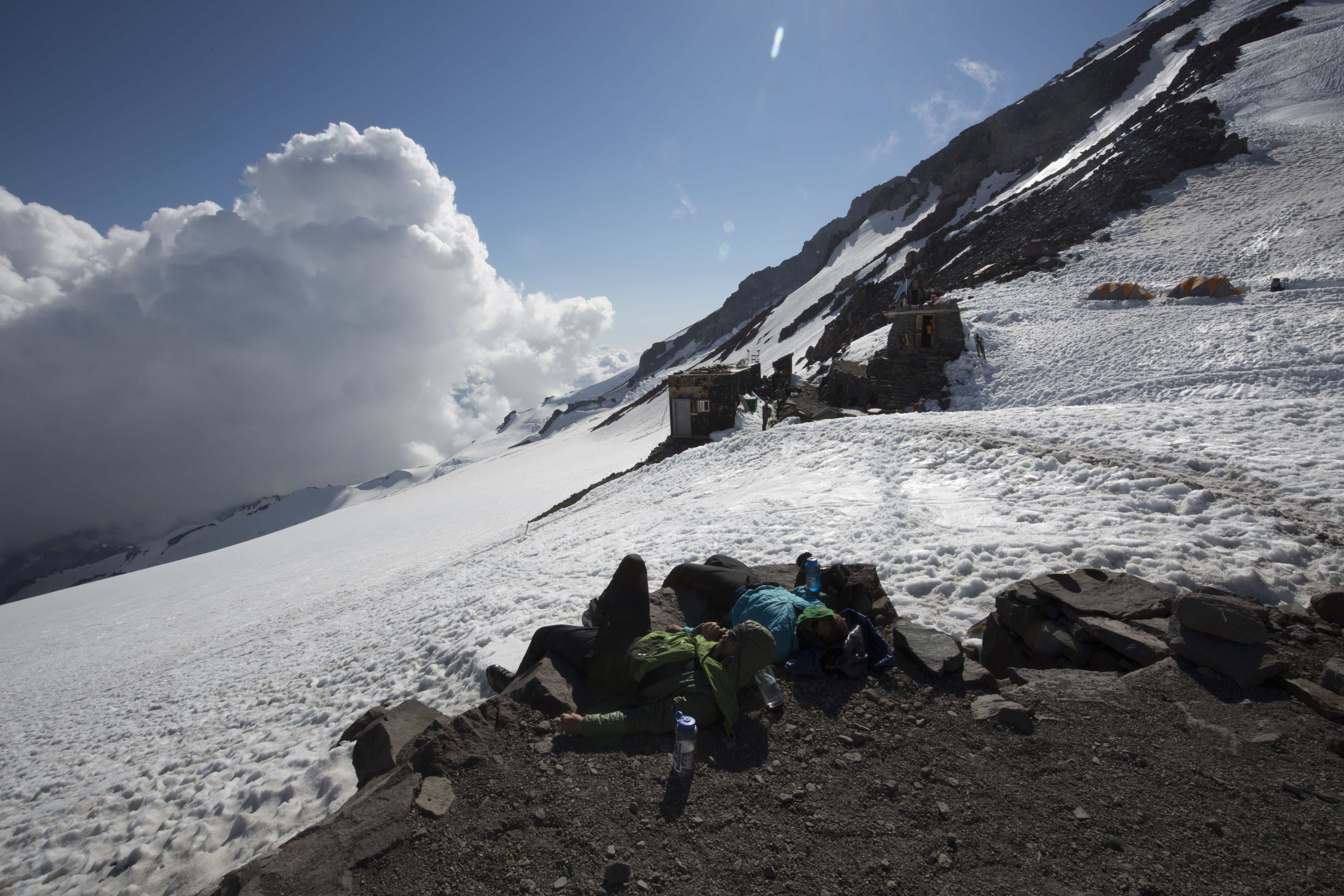Ski Tour the Muir Snow Field