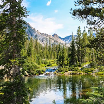 Backpacking to Alice Lake